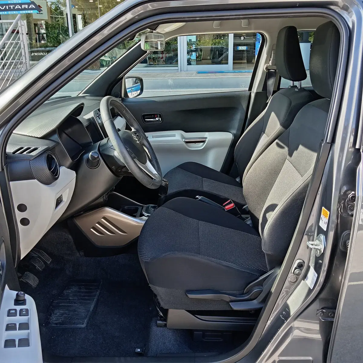 Suzuki Ignis usata a L'Aquila (15)