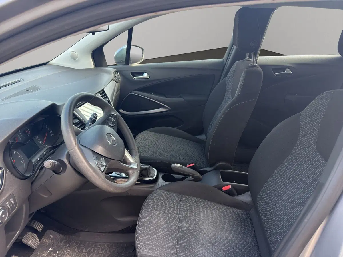 Opel Crossland X usata a Macerata (8)