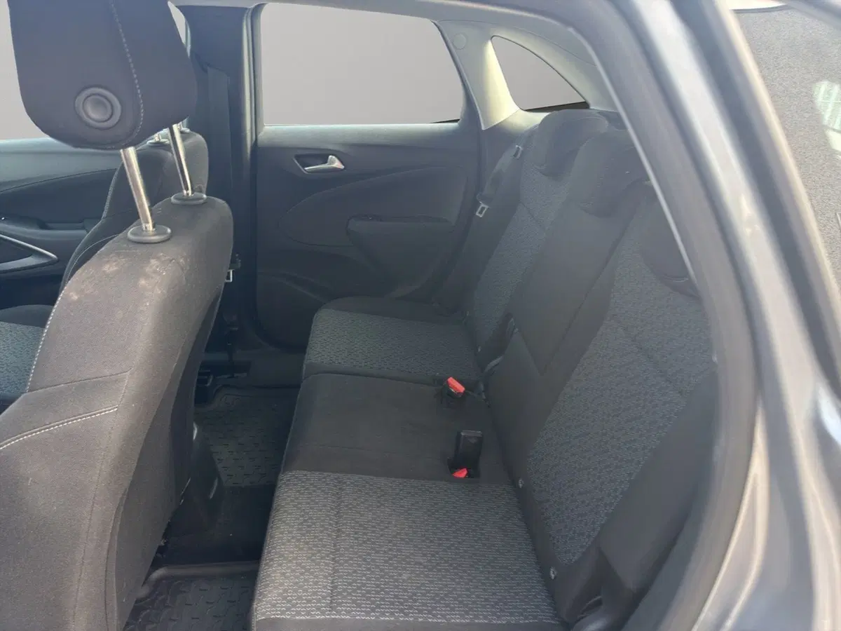 Opel Crossland X usata a Macerata (9)