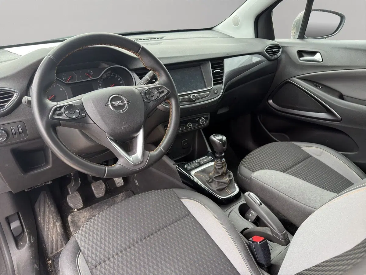 Opel Crossland X usata a Macerata (6)