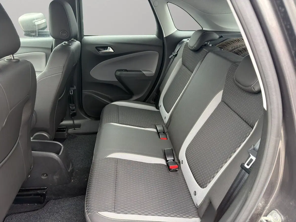 Opel Crossland X usata a Macerata (8)