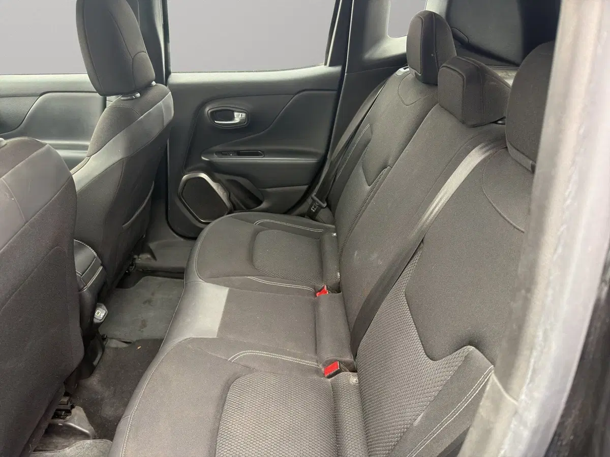 Jeep Renegade usata a Macerata (9)