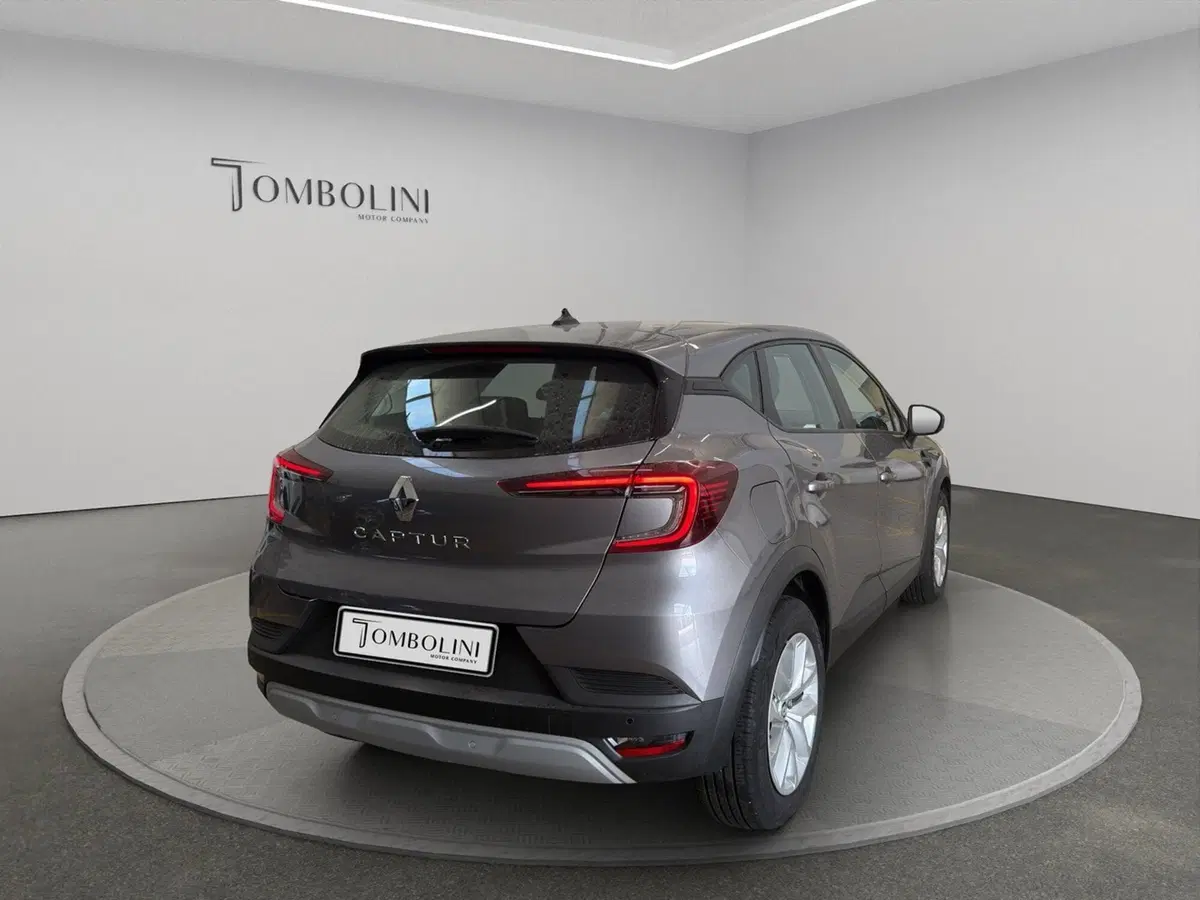 Renault Captur usata a Macerata (6)