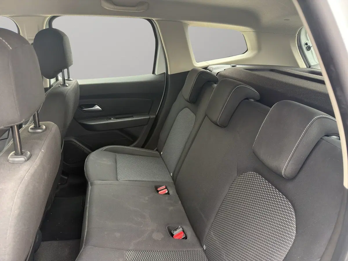 Dacia Duster usata a Macerata (10)