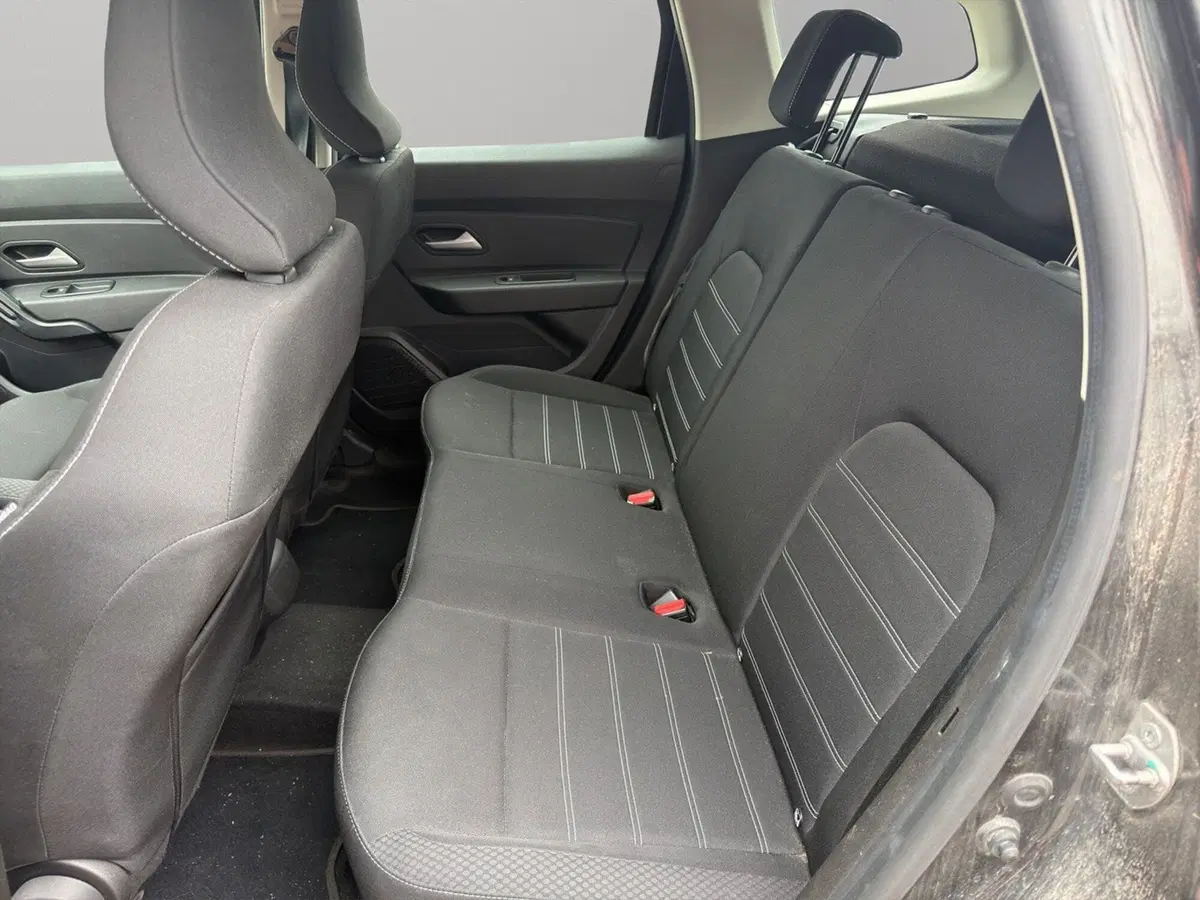Dacia Duster usata a Macerata (10)