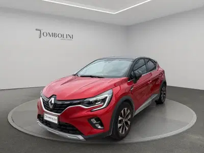 Renault Captur 1.6 full hybrid Techno 145cv auto del 2023 usata a Civitanova Marche