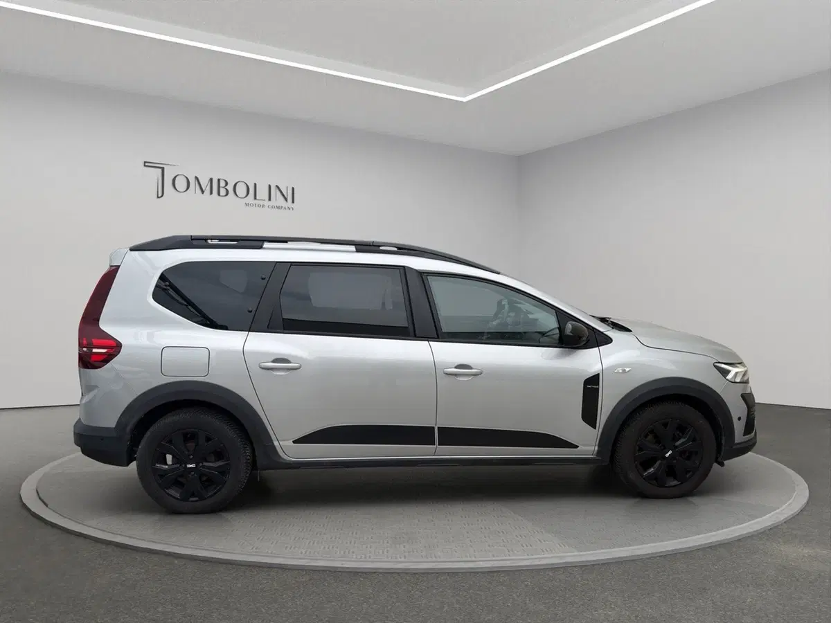 Dacia Jogger usata a Macerata (6)