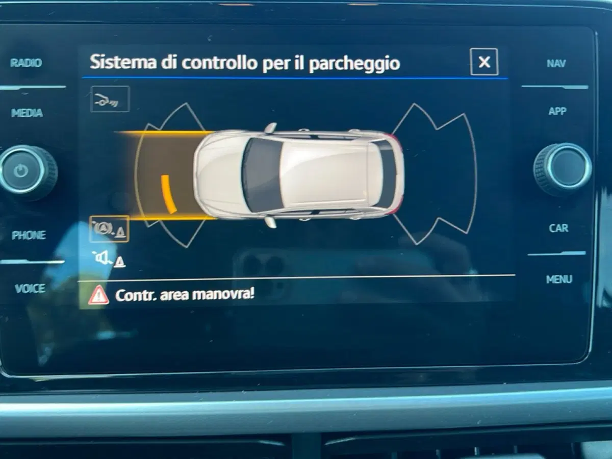 Volkswagen T-Roc usata a Grosseto (14)