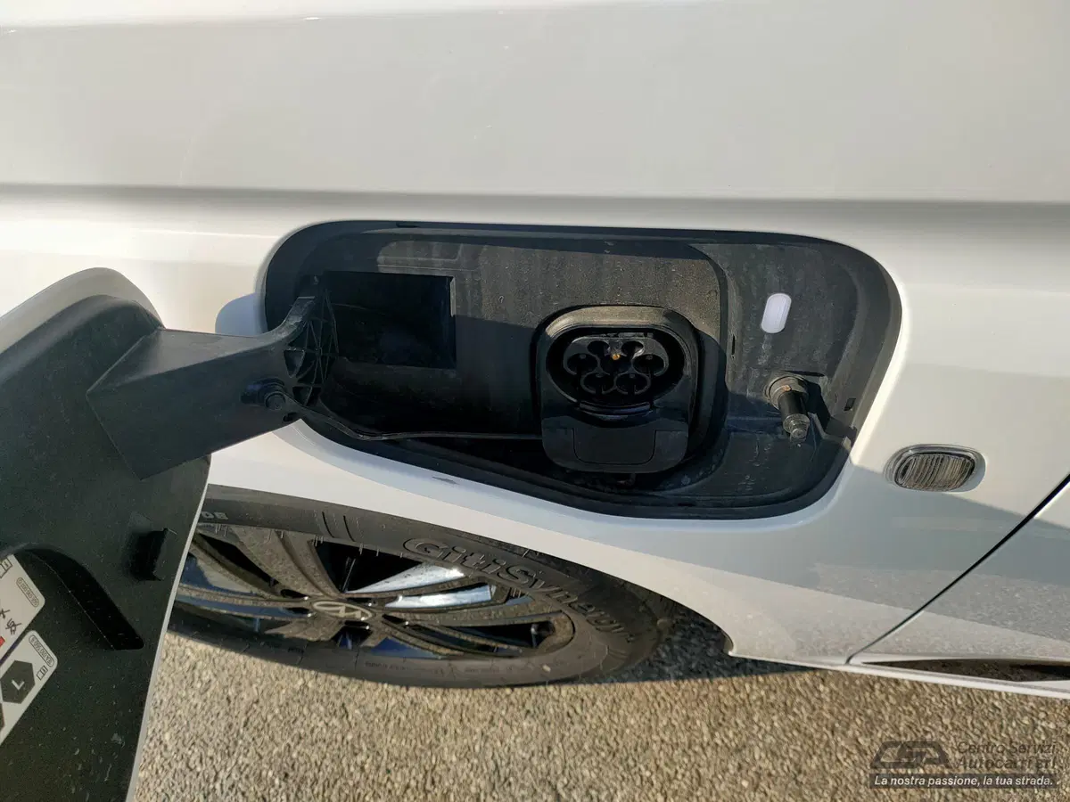 Volkswagen Veicoli Commerciali Caddy usata a Bologna (5)