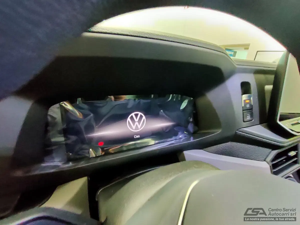 Volkswagen Veicoli Commerciali Crafter Cabinato nuova a Bologna (9)
