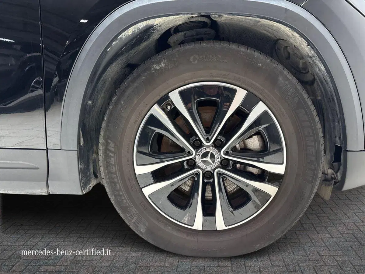 Mercedes-Benz GLA SUV usata a Napoli (17)