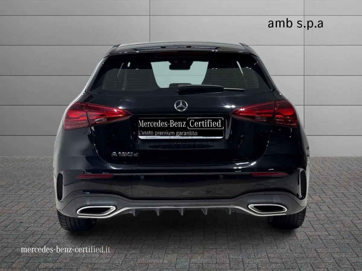 Mercedes-Benz Classe A Sedan usata a Napoli (4)