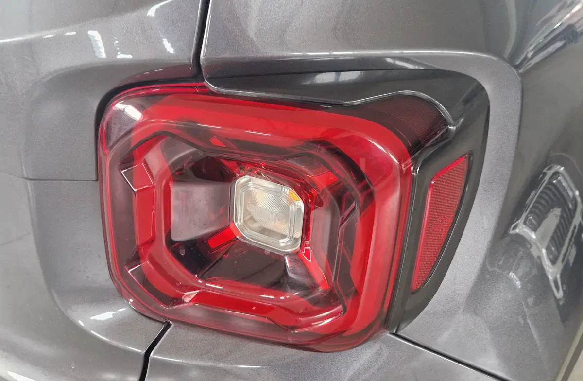 Jeep Renegade usata a Terni (17)