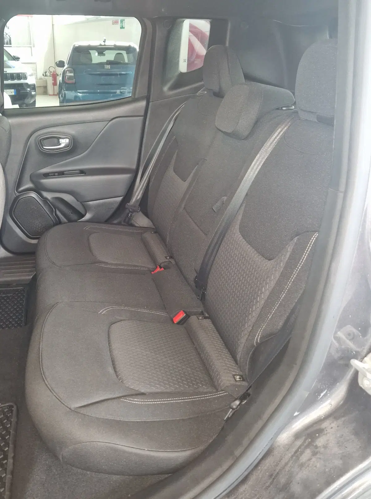 Jeep Renegade usata a Terni (9)
