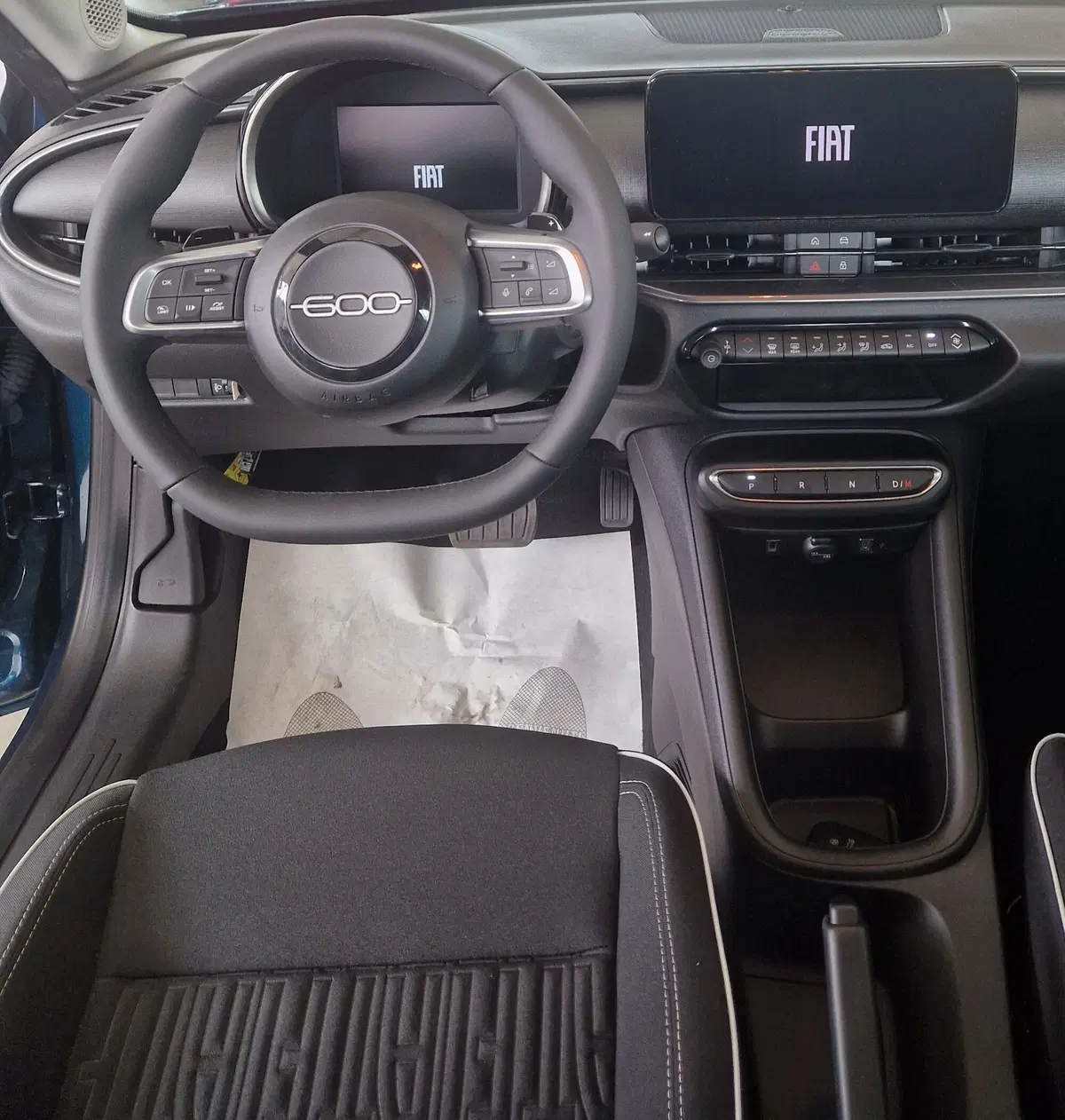 Fiat 600 nuova a Terni (11)