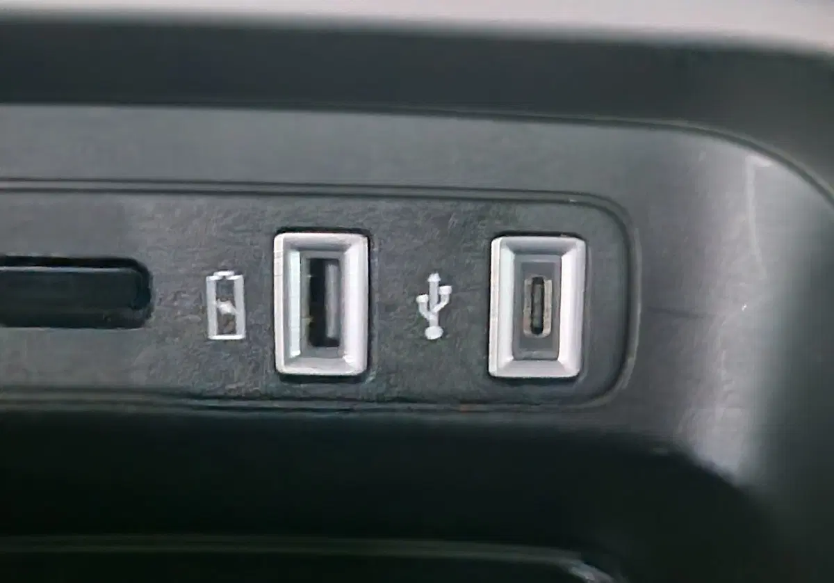 Jeep Avenger usata a Terni (13)