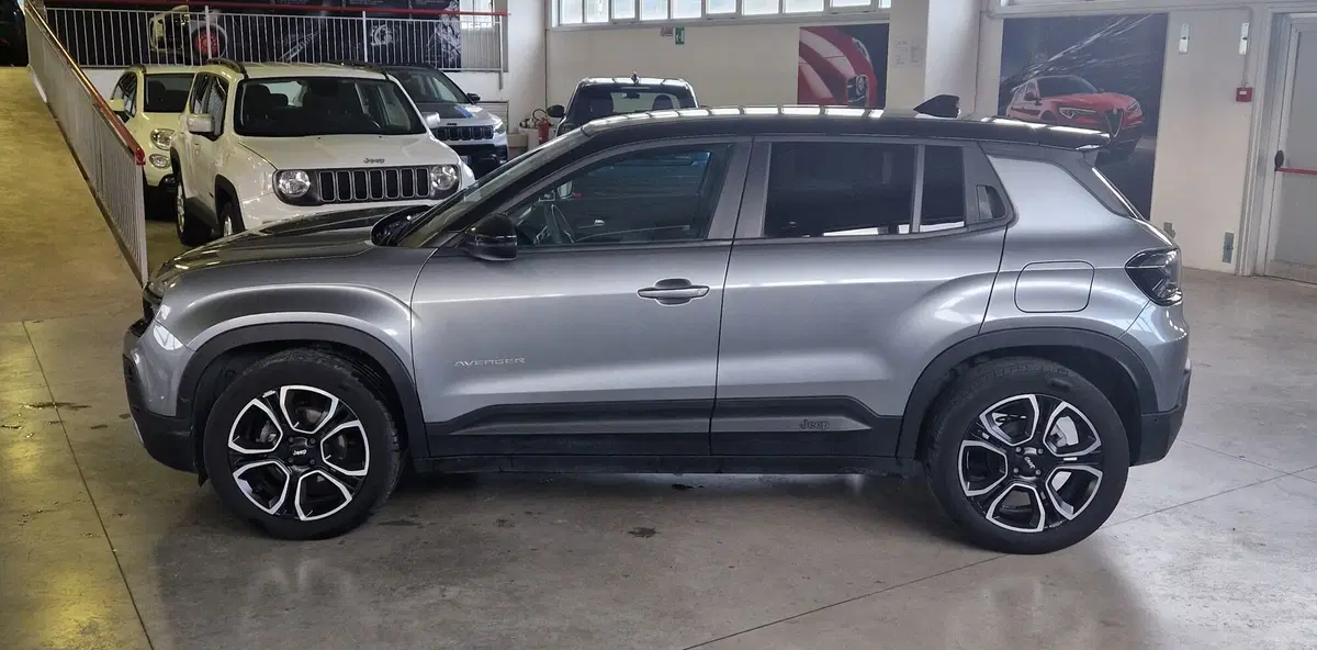 Jeep Avenger usata a Terni (3)