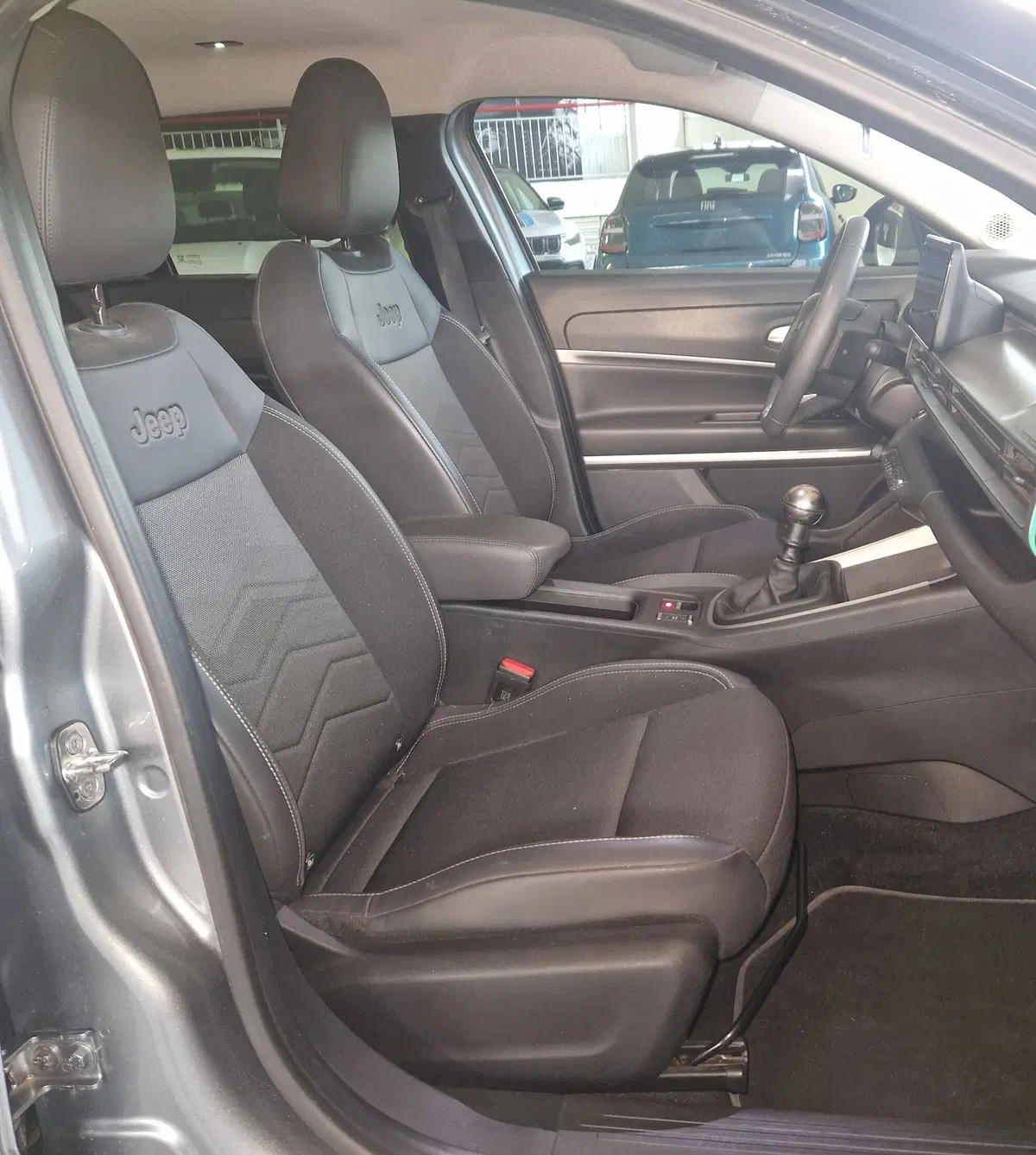 Jeep Avenger usata a Terni (8)