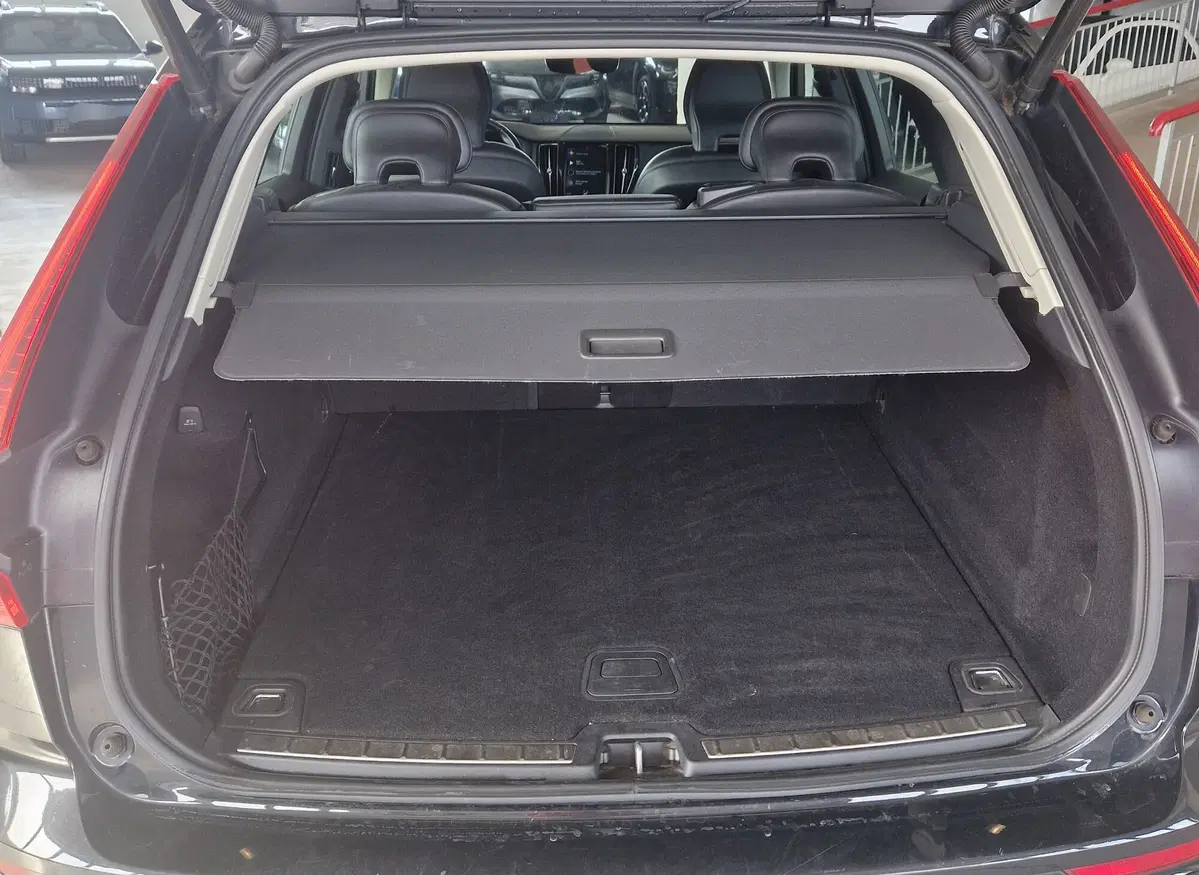 Volvo XC60 usata a Terni (10)