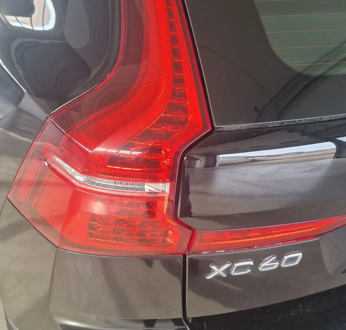 Volvo XC60 usata a Terni (16)
