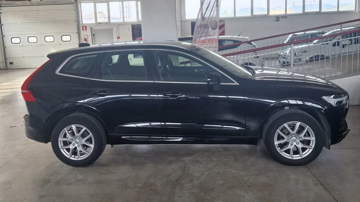 Volvo XC60 usata a Terni (6)