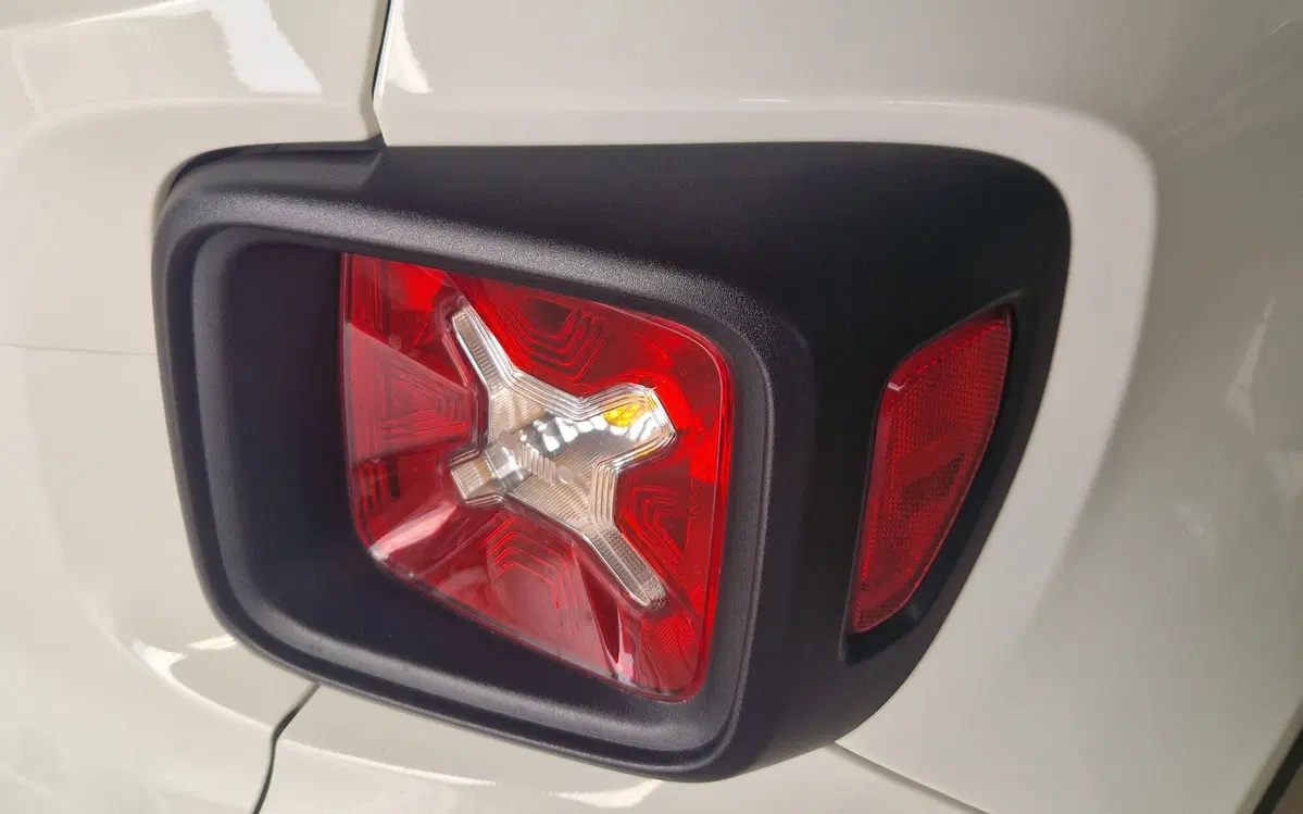 Jeep Renegade usata a Terni (17)