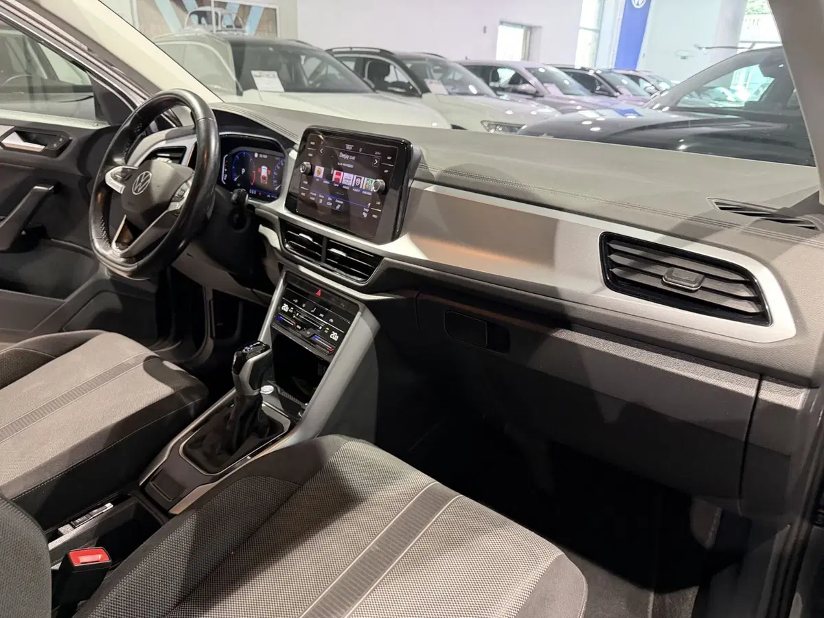 Volkswagen T-Roc usata a Genova (10)