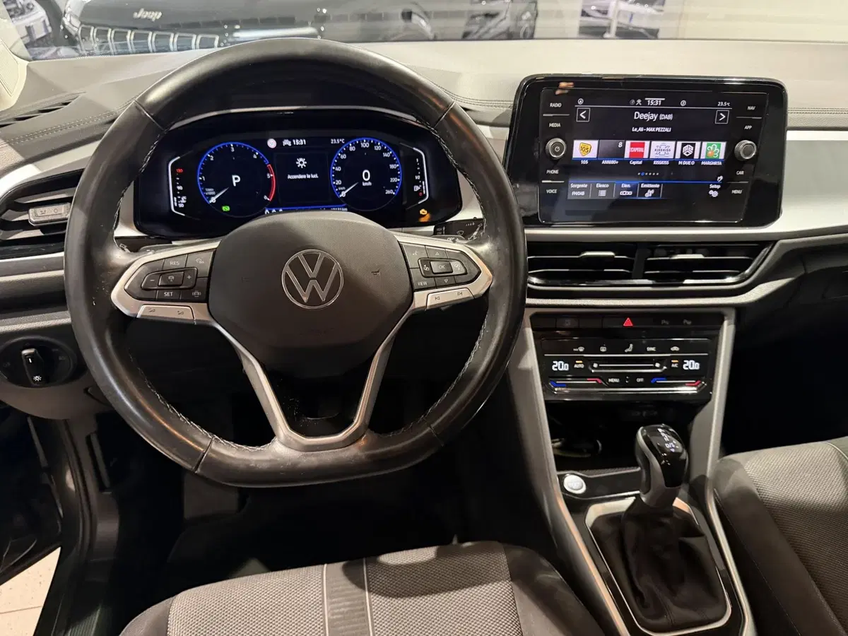 Volkswagen T-Roc usata a Genova (11)