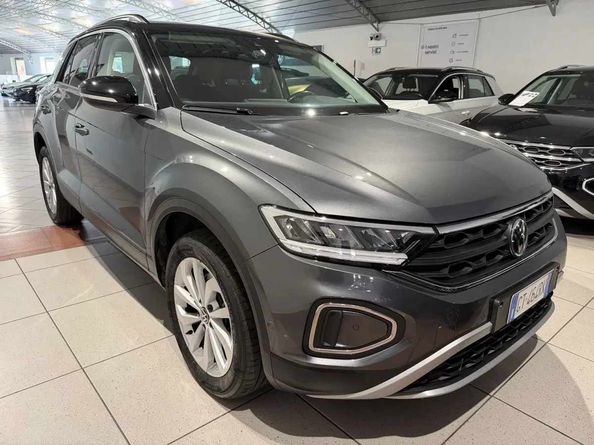 Volkswagen T-Roc usata a Genova (6)