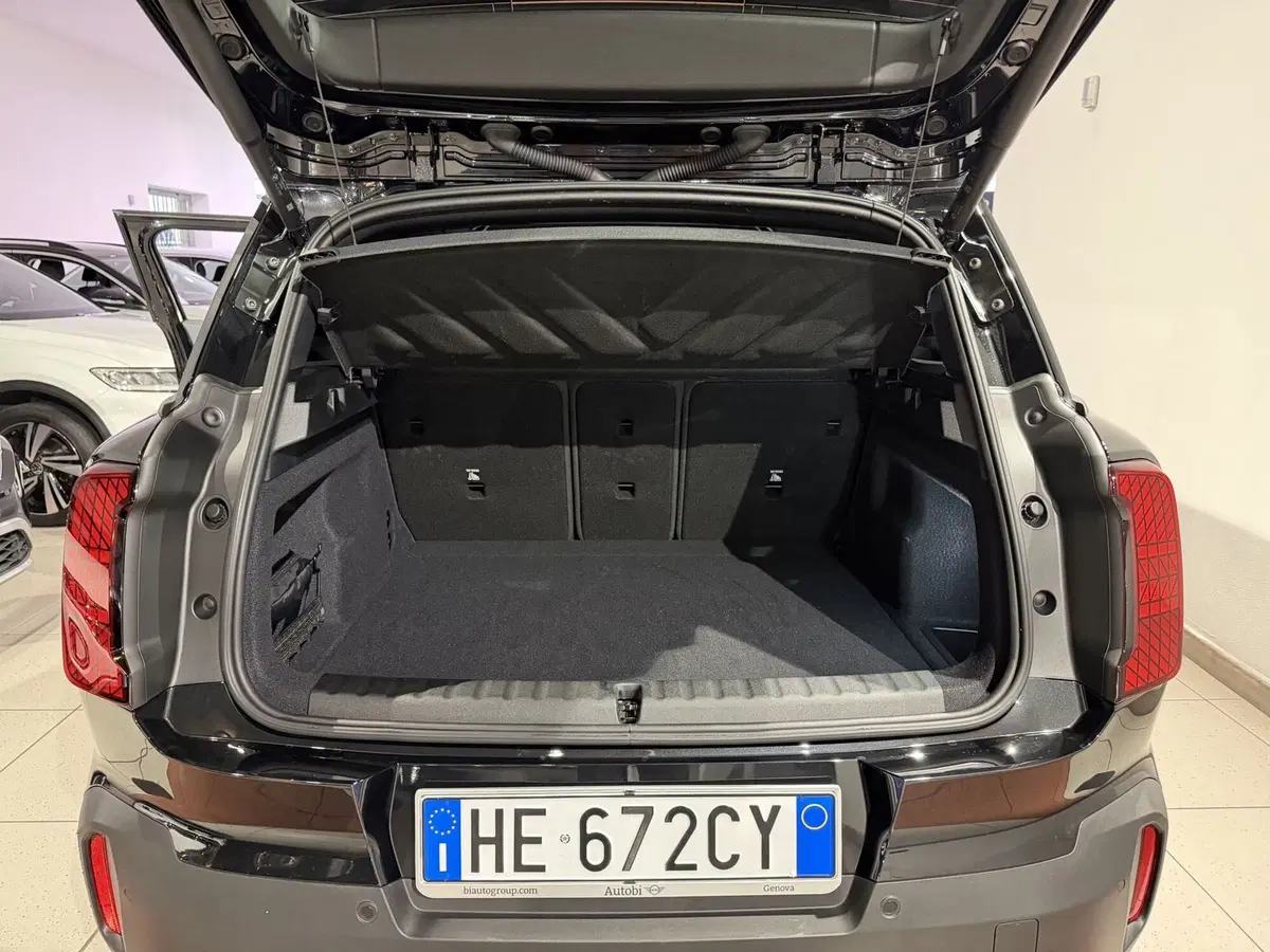 MINI Mini Countryman usata a Genova (12)