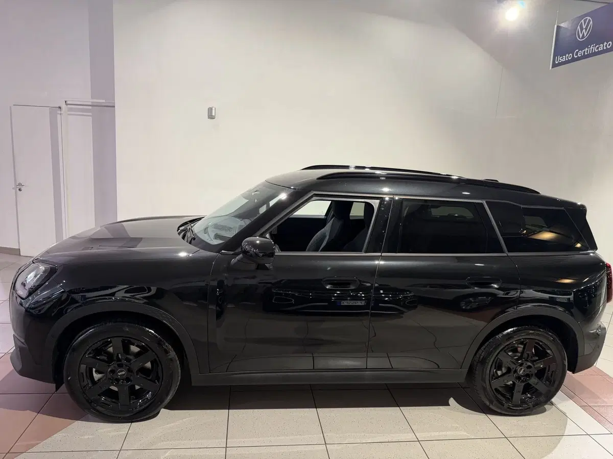 MINI Mini Countryman usata a Genova (2)