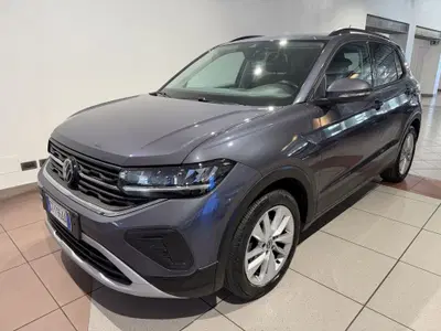 Volkswagen T-Cross 1.0 tsi Edition 95cv del 2024 usata a Genova
