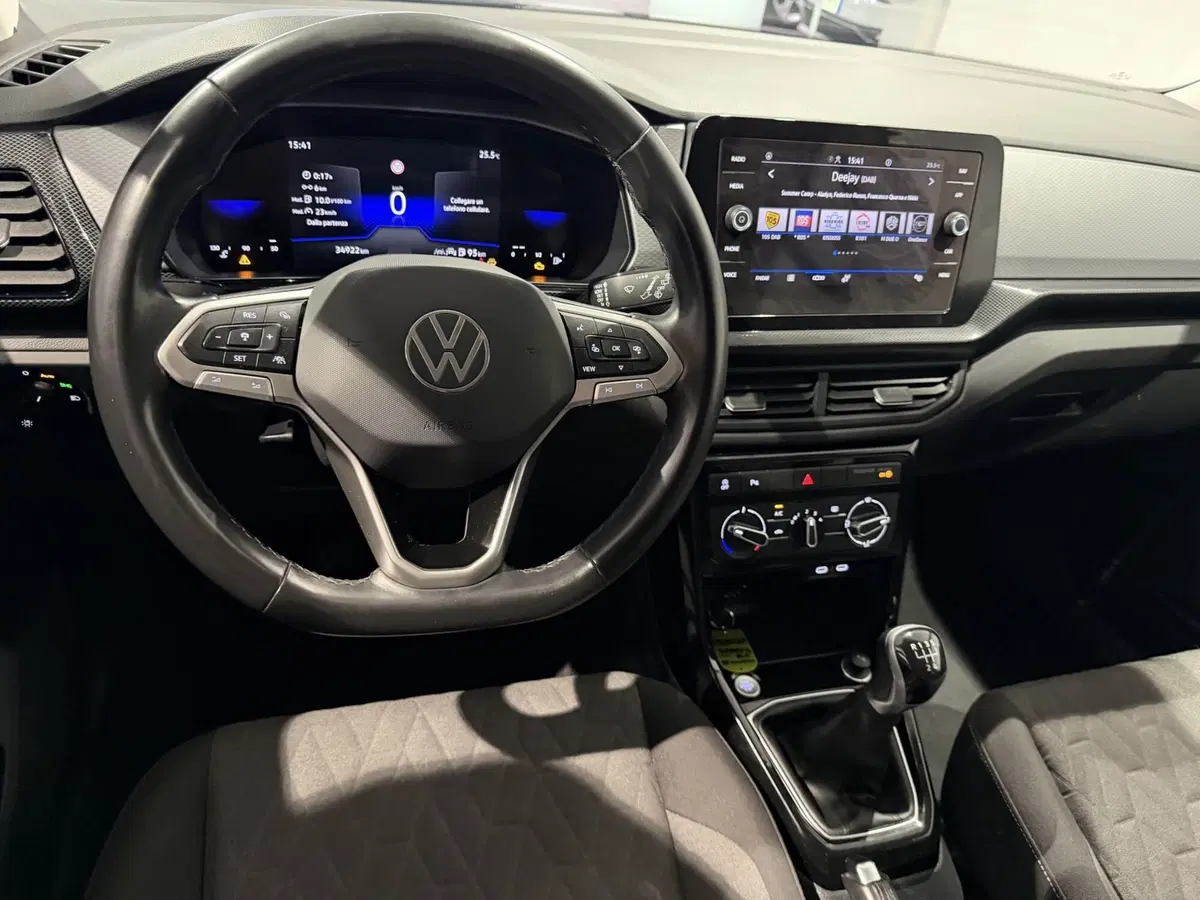 Volkswagen T-Cross usata a Genova (11)