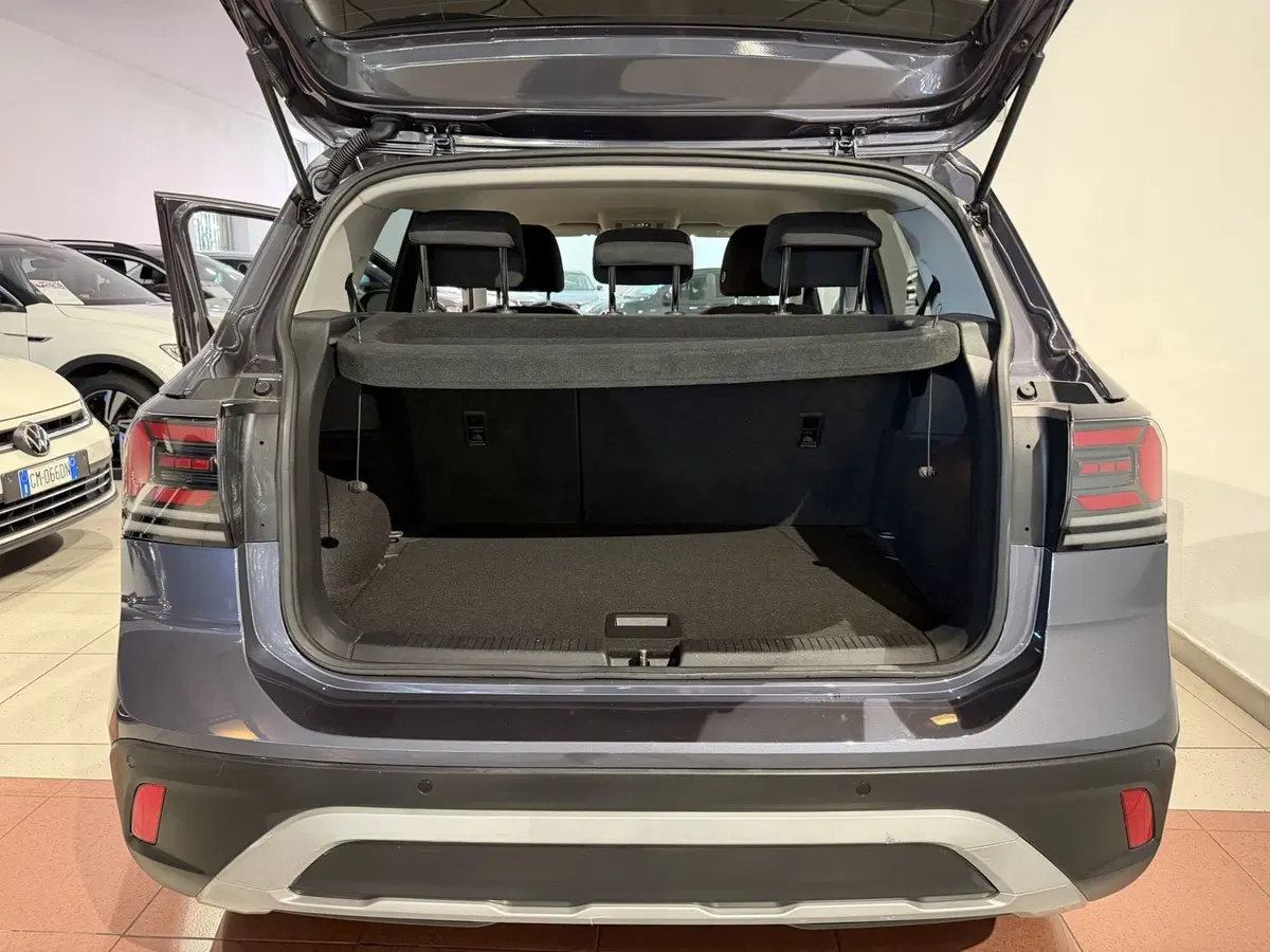 Volkswagen T-Cross usata a Genova (9)