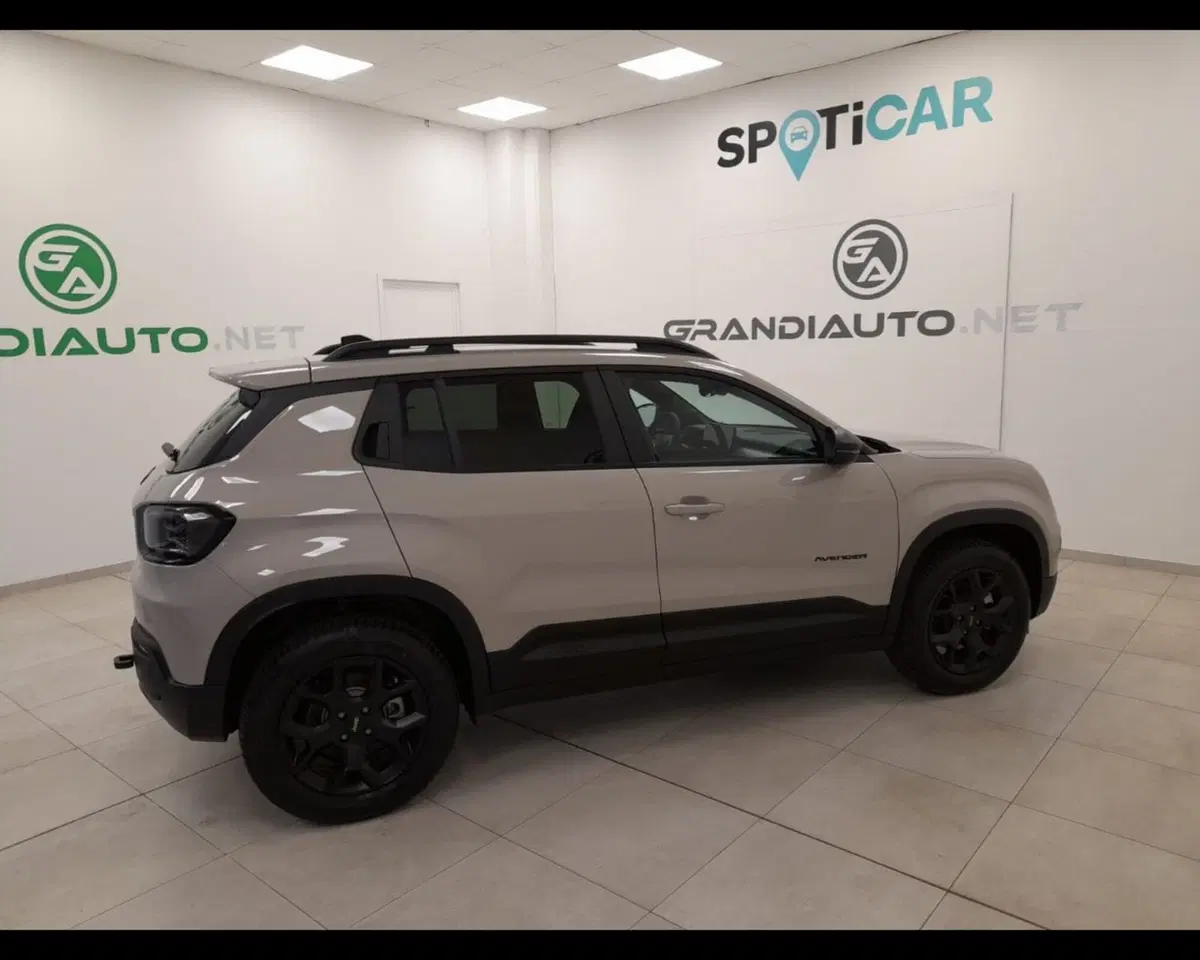 Jeep Avenger nuova a Alessandria (5)