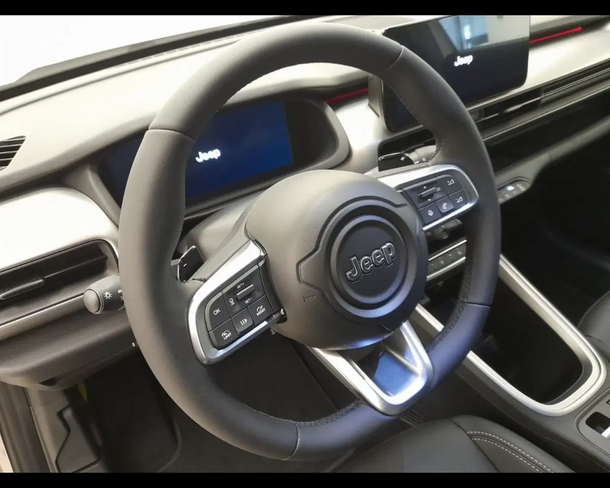 Jeep Avenger nuova a Alessandria (7)