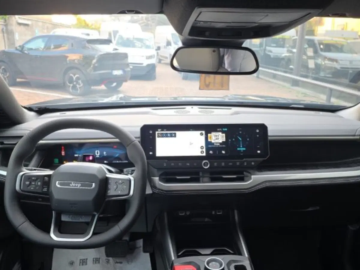 Jeep Compass nuova a Monza e Brianza (8)