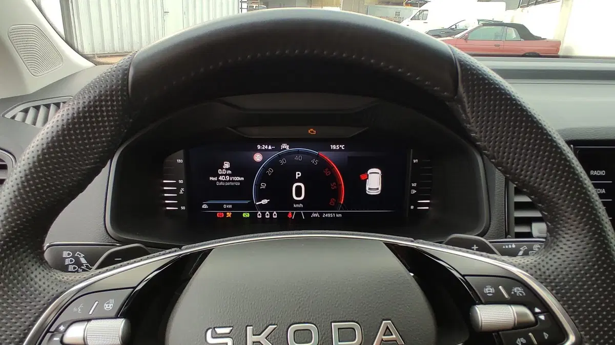 Skoda Karoq usata a Taranto (7)