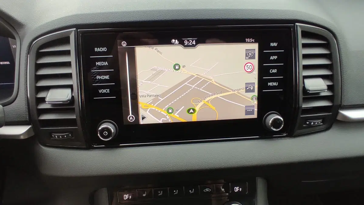 Skoda Karoq usata a Taranto (9)