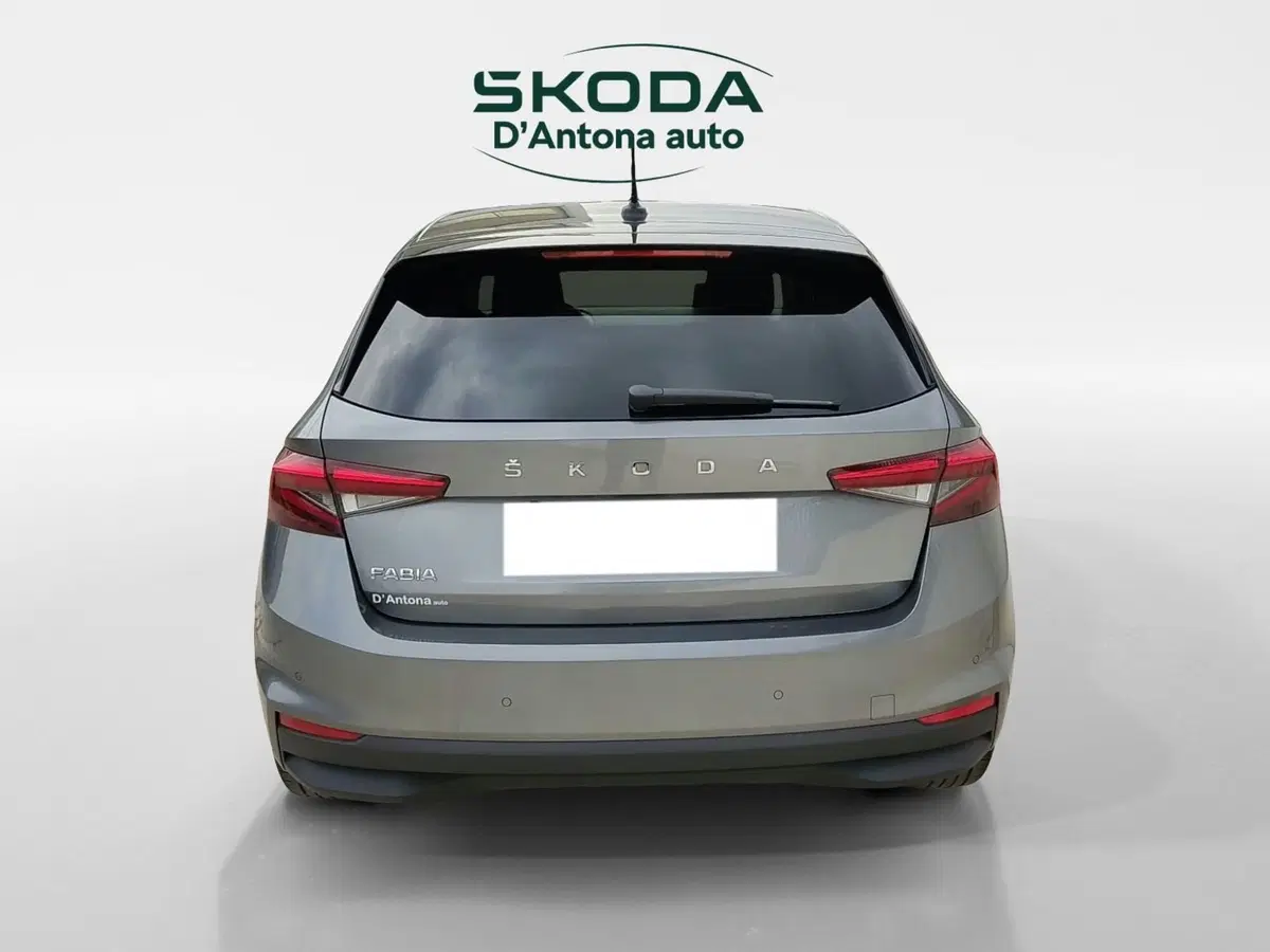 Skoda Fabia usata a Taranto (2)