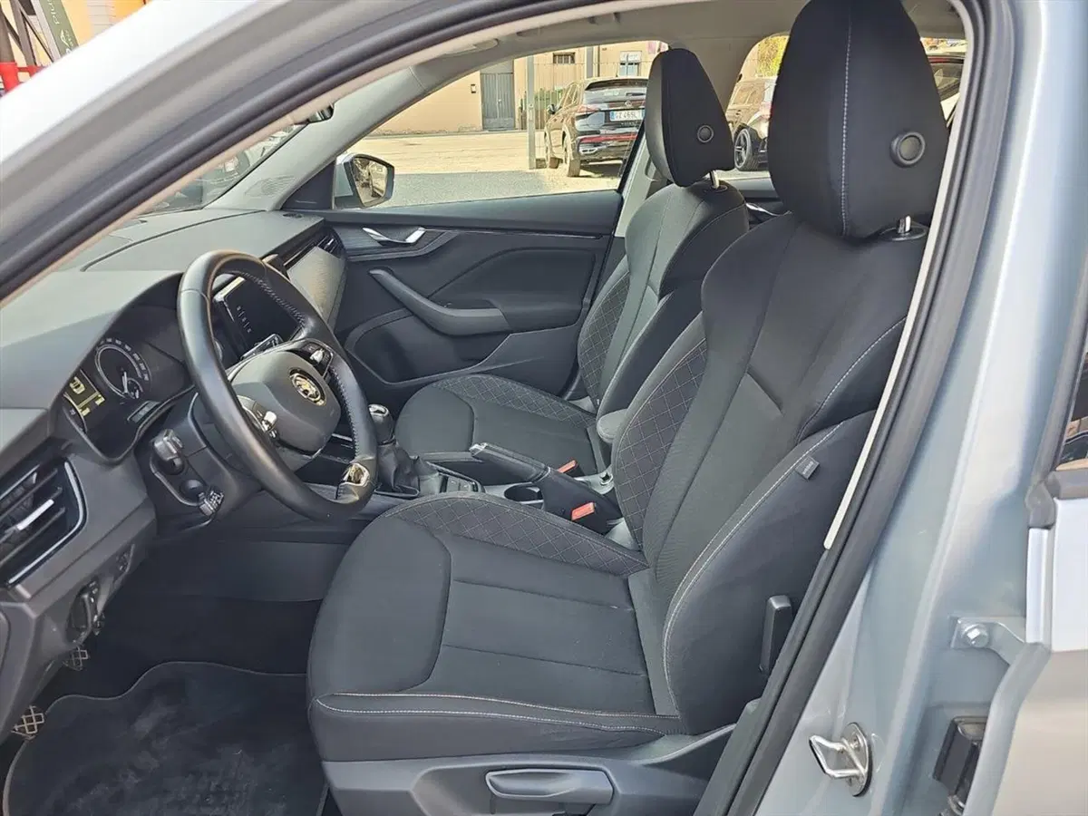 Skoda Kamiq usata a Lecco (11)