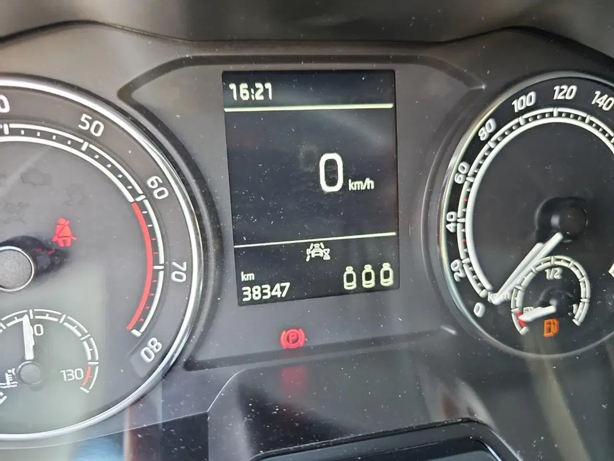 Skoda Kamiq usata a Lecco (15)