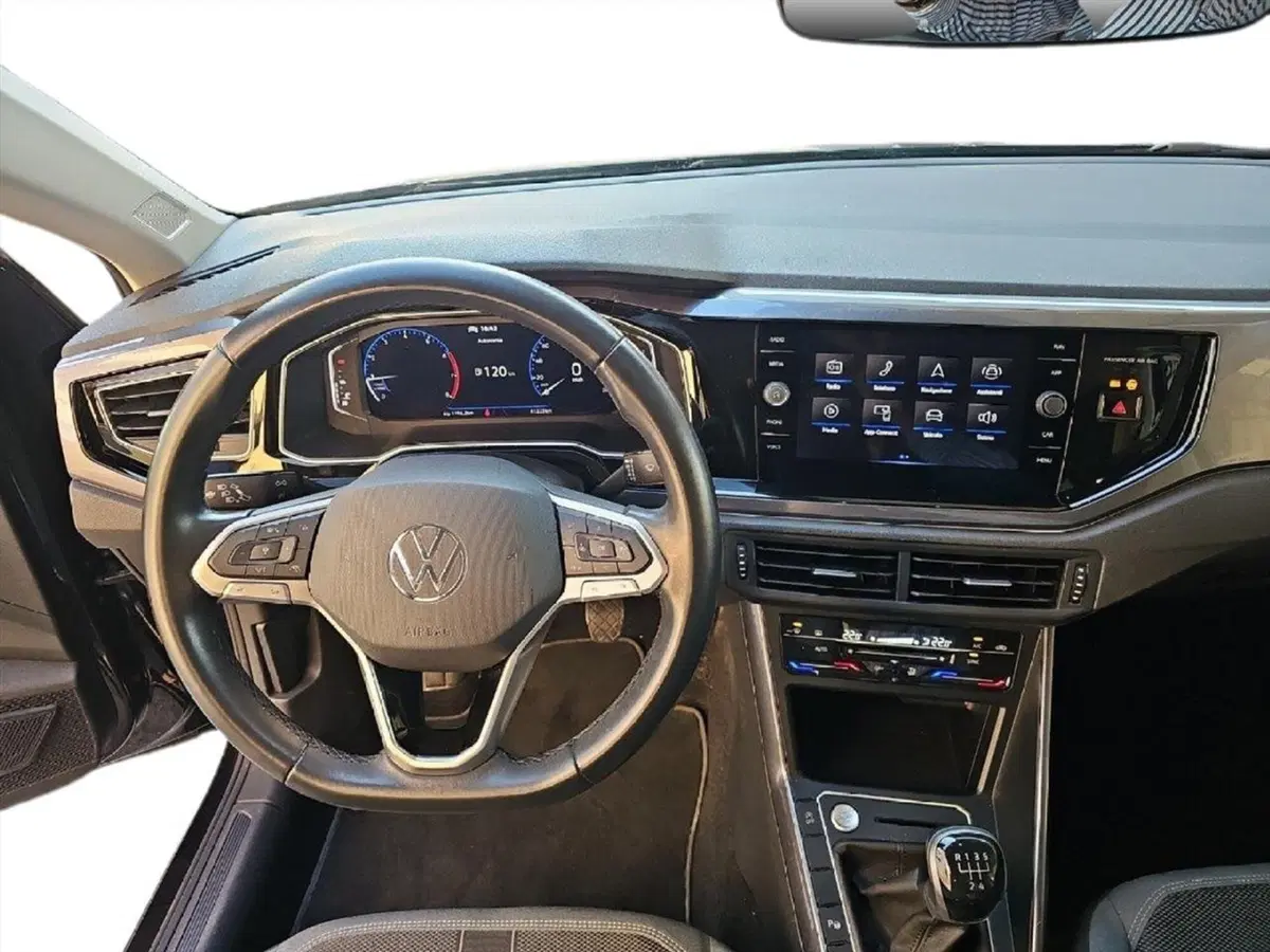 Volkswagen Polo usata a Lecco (9)