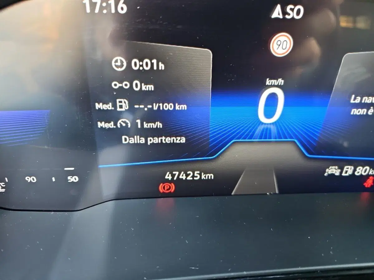Volkswagen Taigo usata a Lecco (15)