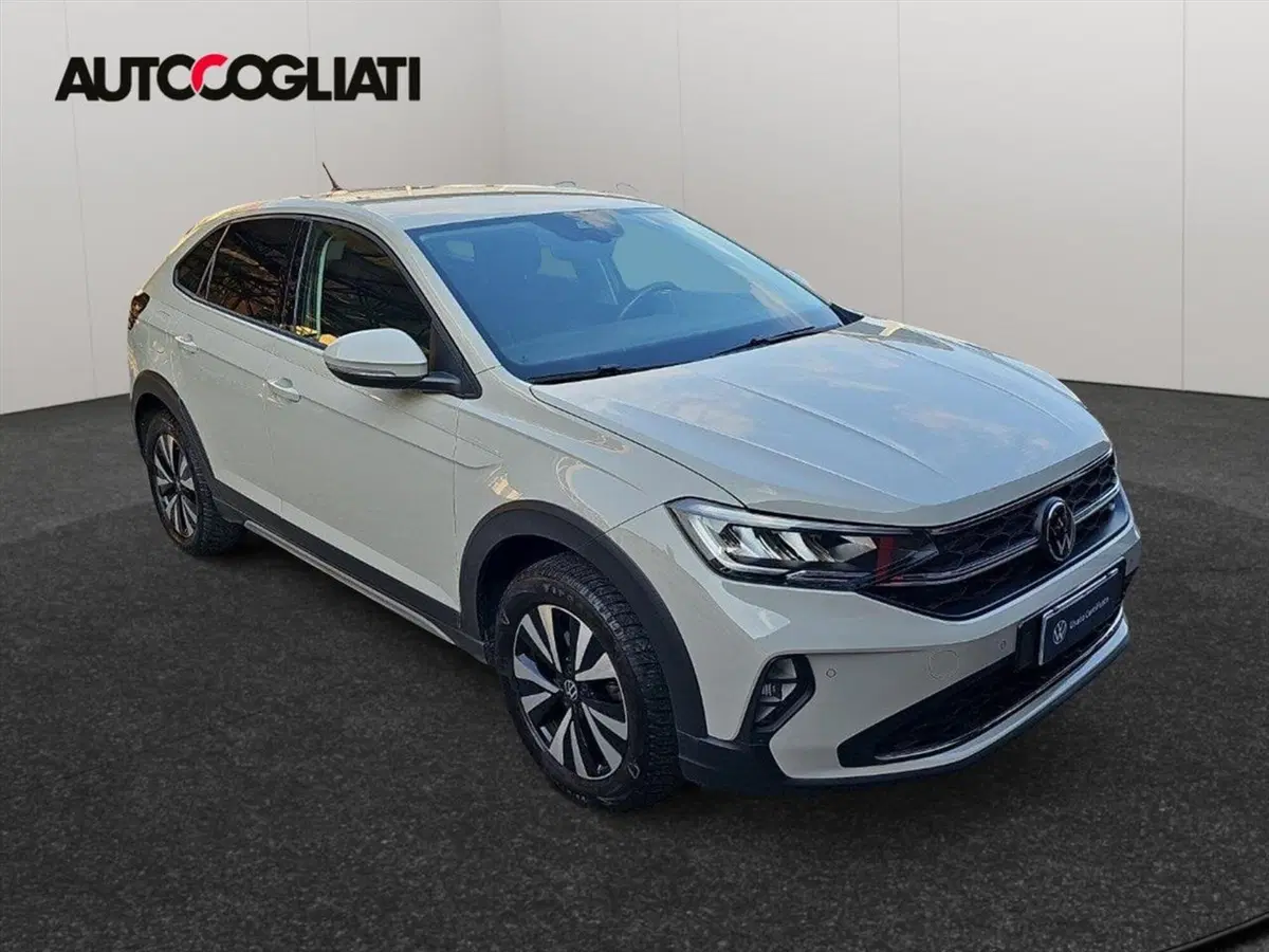 Volkswagen Taigo usata a Lecco (3)