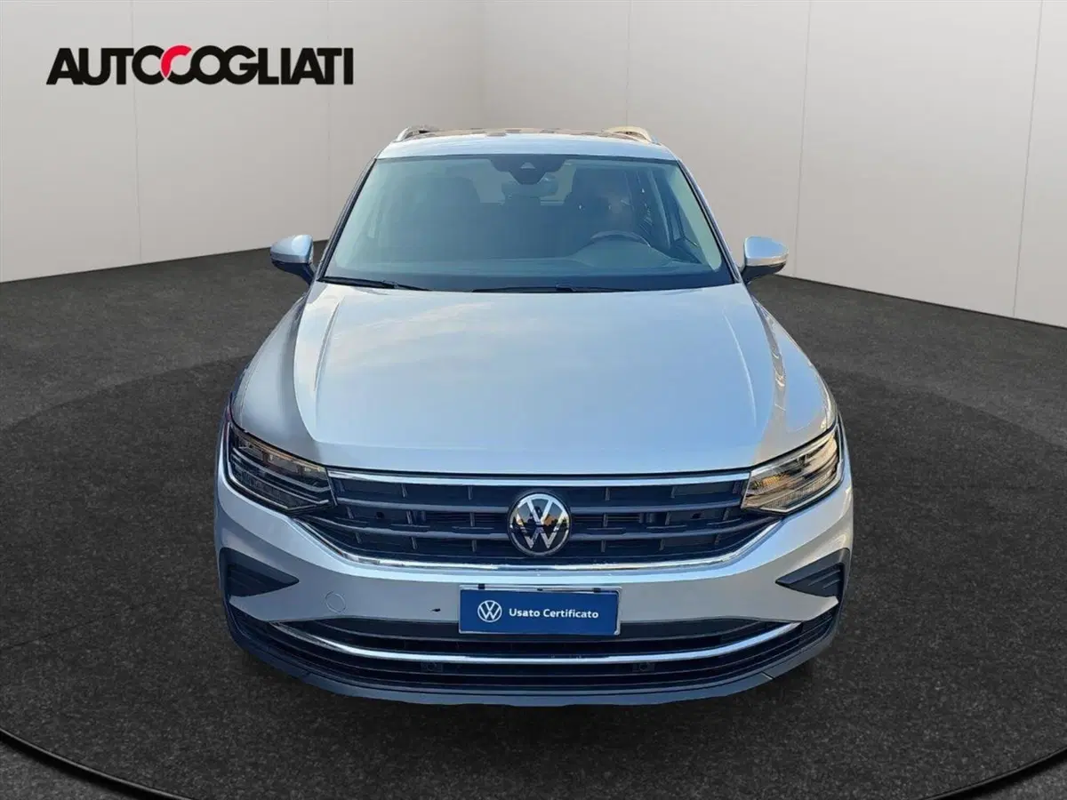 Volkswagen Tiguan usata a Lecco (2)