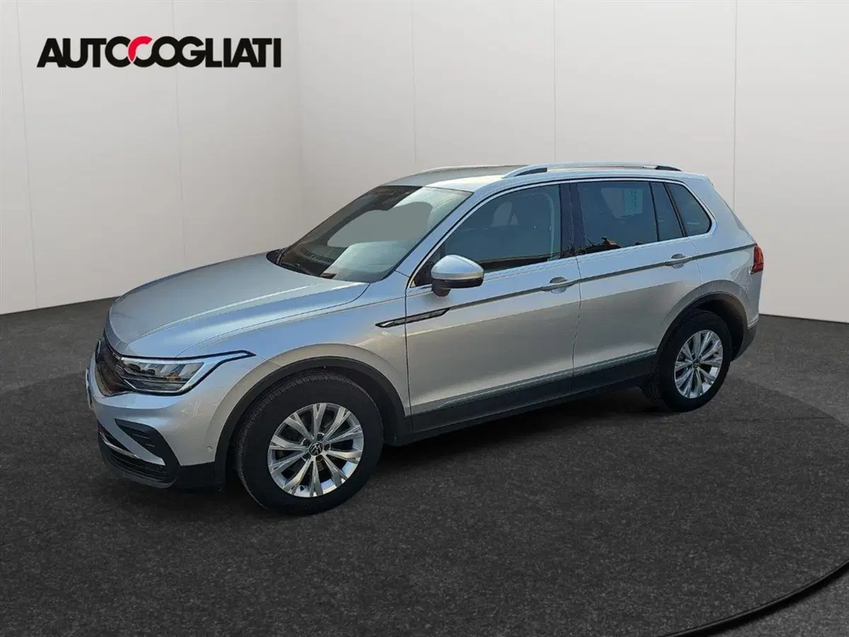 Volkswagen Tiguan usata a Lecco (5)