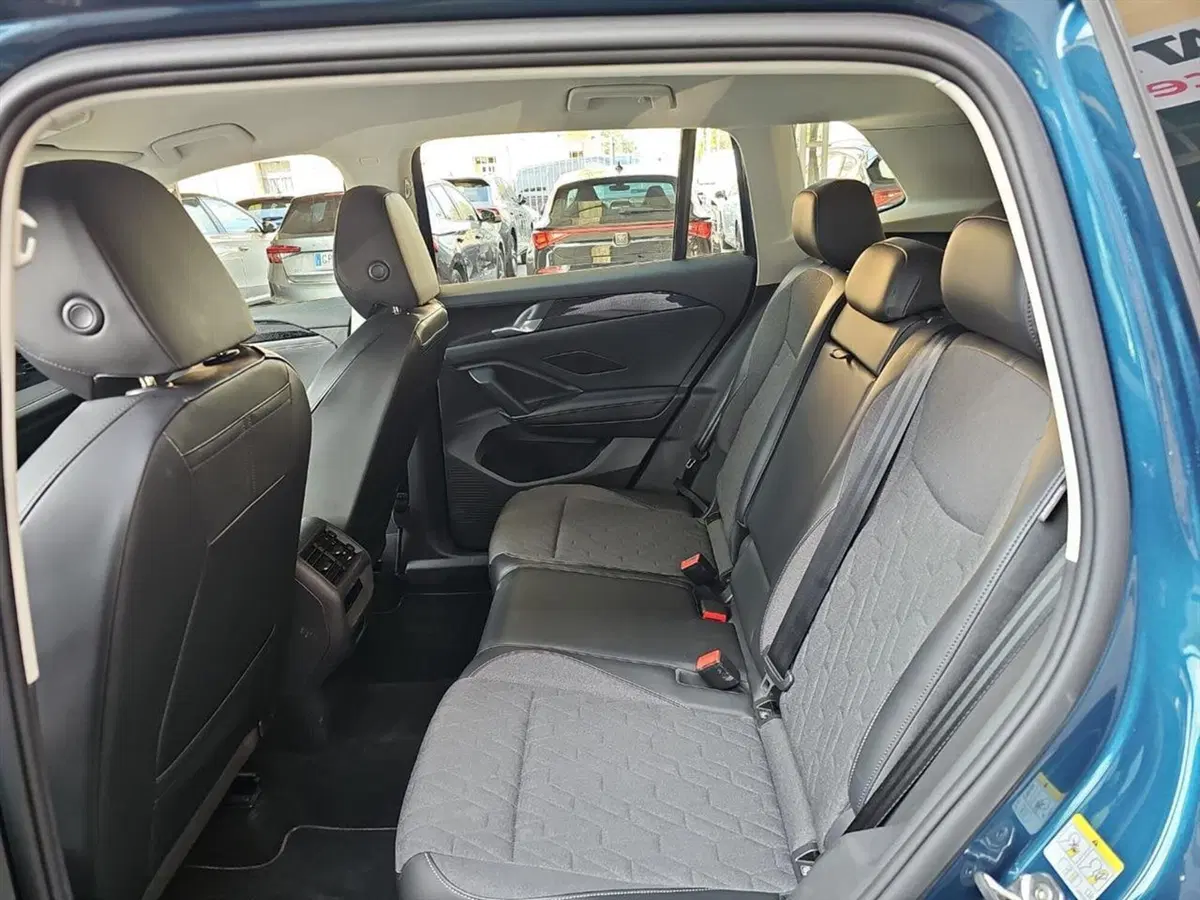 Volkswagen Tiguan usata a Lecco (10)