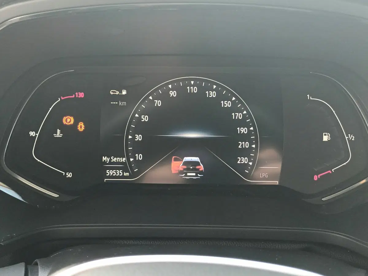 Renault Captur usata a Bari (12)