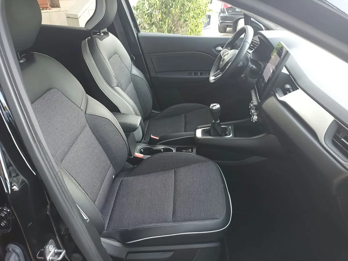 Renault Captur usata a Bari (18)